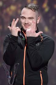 jul sur scene